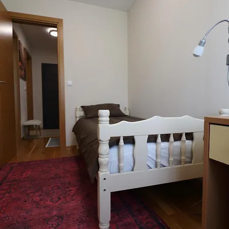 Luxury In East Lägenhet Sarajevo